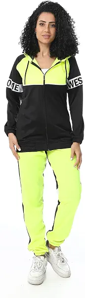 سعر ومواصفات Caesar Womens Women's 2-piece sports tracksuit with hood Women's 2-piece sports tracksuit with hood (B0F1V24TPC) على Amazon EG