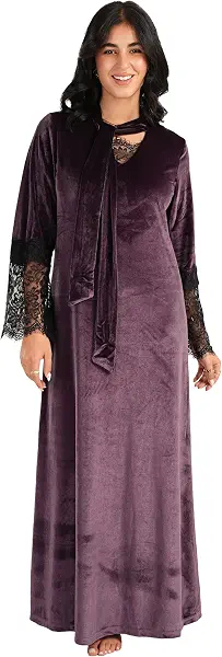 سعر ومواصفات CARINA Womens Velvet & Lace Maxi Nightgown Nightgown (B0DJ1F6RHK) على Amazon EG
