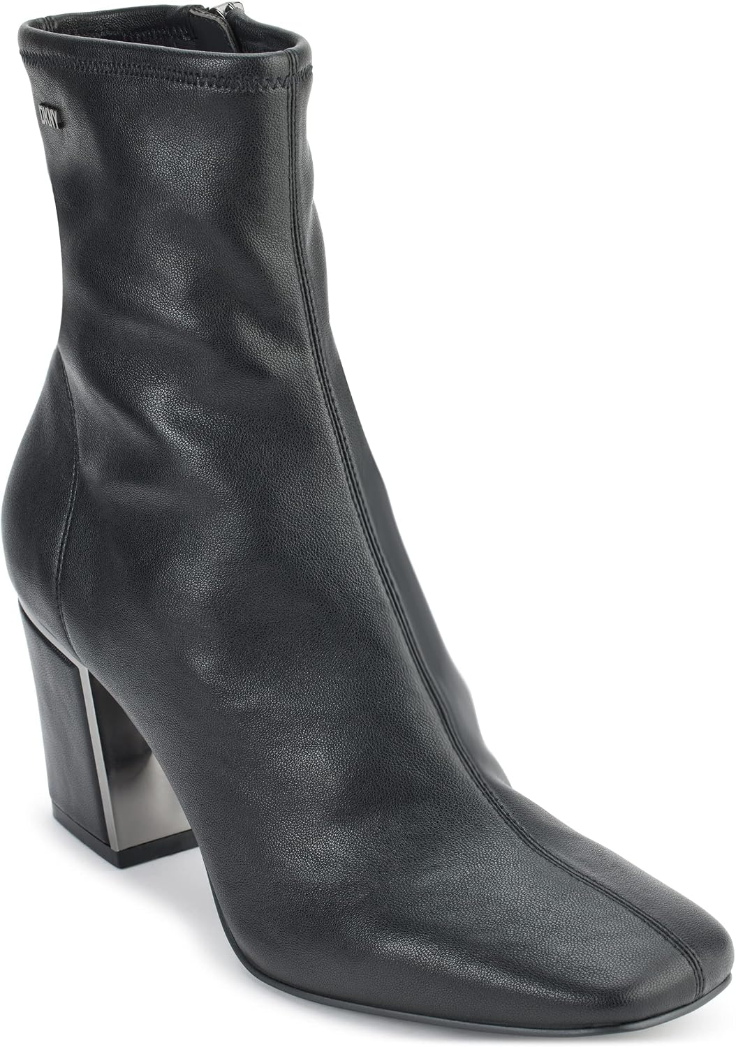 سعر ومواصفات DKNY حذاء نابا بكعب كلاسيكي عصري للنساء (B0B8GXXRV7) على Amazon EG