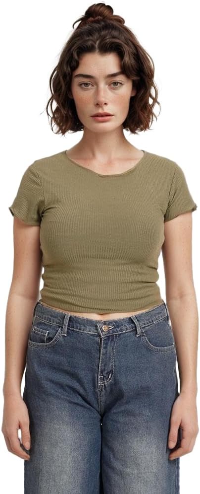 سعر ومواصفات Dsisskai Womens Women Short Sleeve T-Shirt Modern (B0CJNF3XX9) على Amazon EG