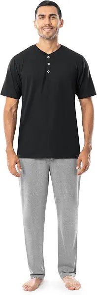 سعر ومواصفات Fruit of the Loom طقم بيجامة رجالي Fruit of the Loom ، أسود/رمادي حرارة، مقاس S (B07B6N8L28) على Amazon EG