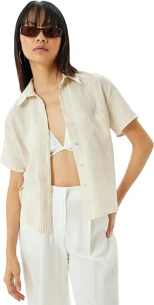 سعر ومواصفات KOTON Womens SHIRTS SS WOVEN TOPS (pack of 1) (B0DHLTXW8Y) على Amazon EG