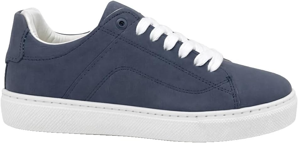 سعر ومواصفات LC WAIKIKI Laced Men'S Sports Shoe 41 Navy (B0HKTW5NNZ) على Amazon EG