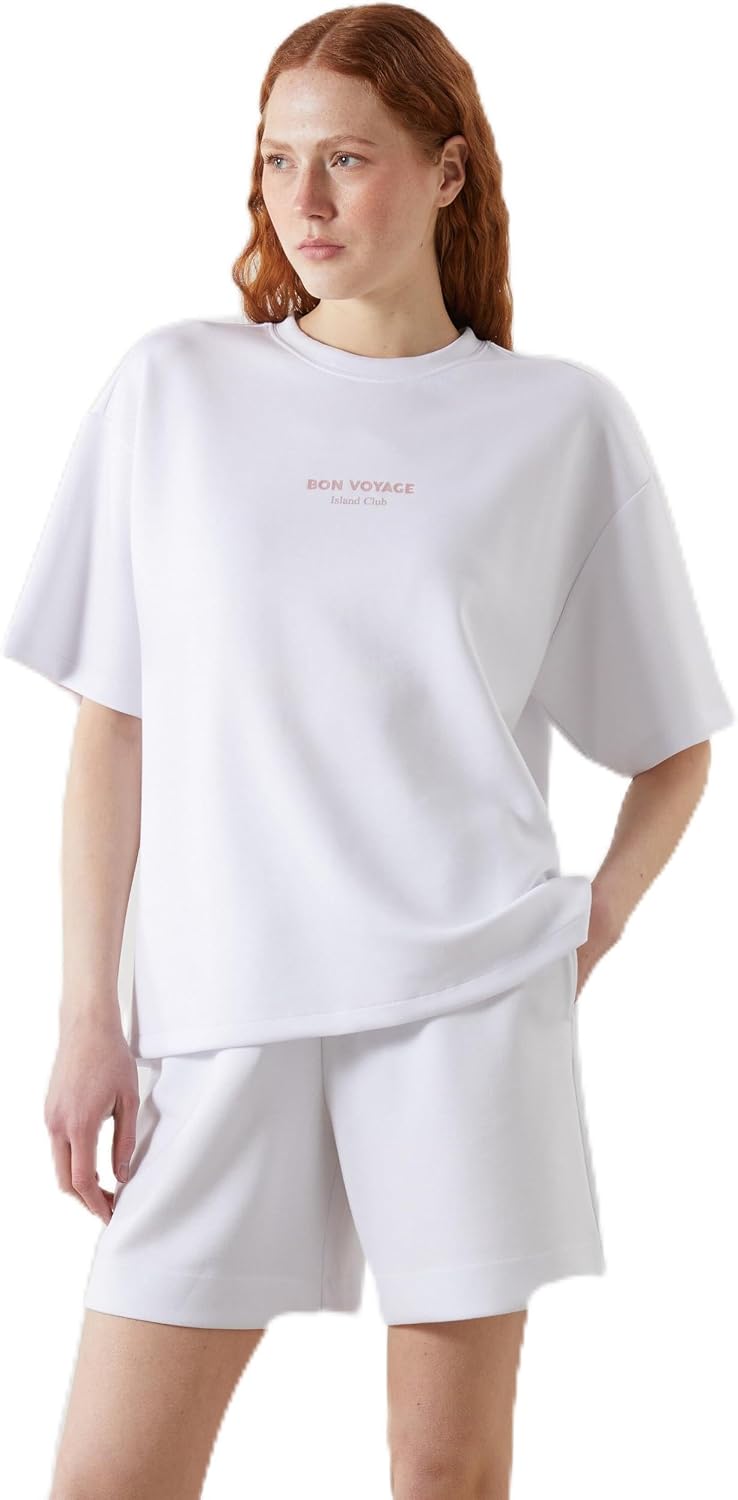 سعر ومواصفات LC WAIKIKI Woman Crew Neck Printed Oversize Women's T-Shirt (B0H5WFT2FH) على Amazon EG