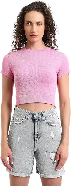 سعر ومواصفات LC واكيكي LC WAIKIKI Crew Neck Plain Short Sleeve Women'S Crop T-Shirt (B0GS3G22HV) على Amazon EG
