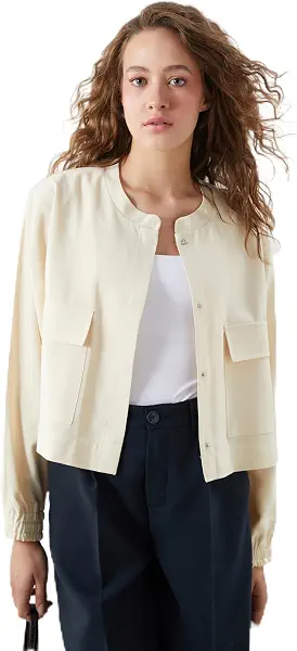 سعر ومواصفات LC واكيكي LC WAIKIKI Woman Crew Neck Women's Jacket (B0GYZWSR3T) على Amazon EG