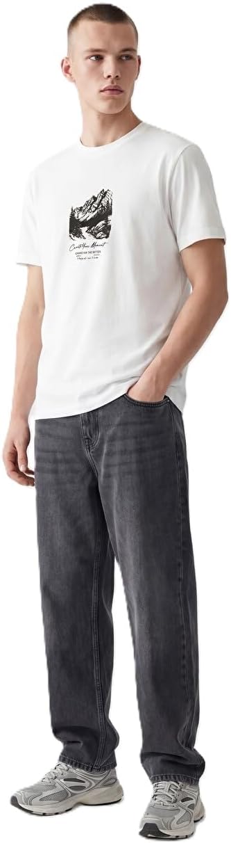 سعر ومواصفات LC واكيكي بلوزة مطبوعة برقبة دائرية للرجال من ال سي وايكيكي (B0HFQ7JL2W) على Amazon EG