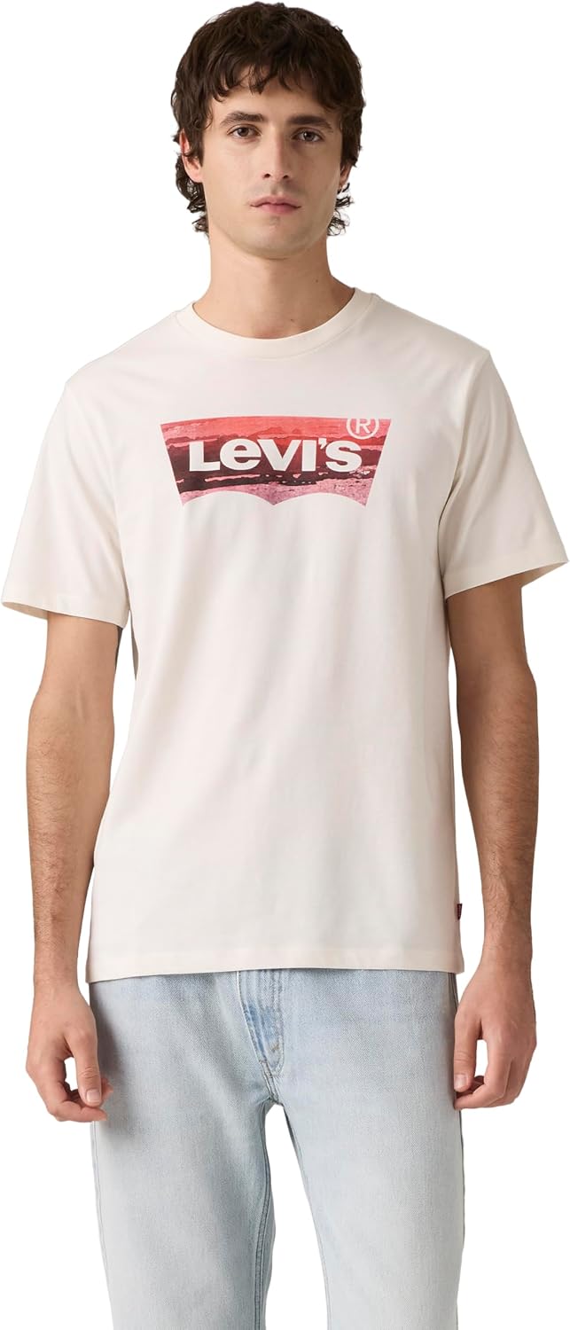 سعر ومواصفات Levi's ليفايس® تي شيرت كلاسيكي برسومات للرجال (B0GCFCTTXQ) على Amazon EG
