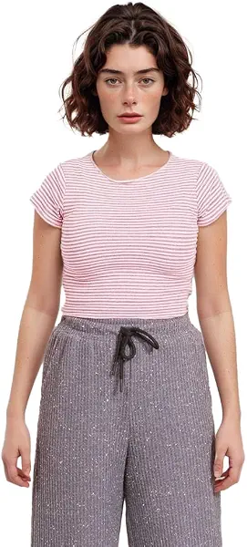 سعر ومواصفات Ravin EG Dsisskai Womens Women Short Sleeve T-Shirt Modern (B0CJNFTM8V) على Amazon EG
