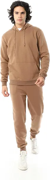 سعر ومواصفات Red Cirlce طقم رياضي مريح بتصميم سادة للرجال من ريد سيركل، بدلة رياضية (B0DKG5XF1R) على Amazon EG