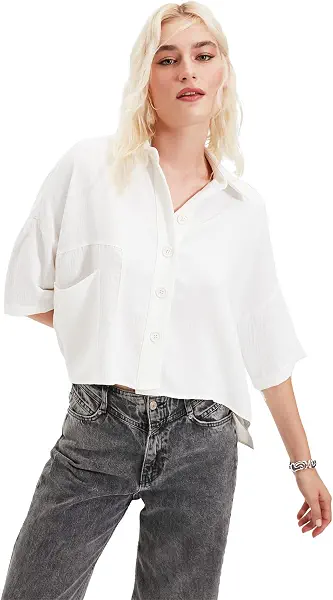 سعر ومواصفات Trendyol Woman White Oversize Wide Fit Poor Sleeve Woven Shirt TWOSS20GO0381 Shirt (pack of 1) (B09RB6T3J9) على Amazon EG