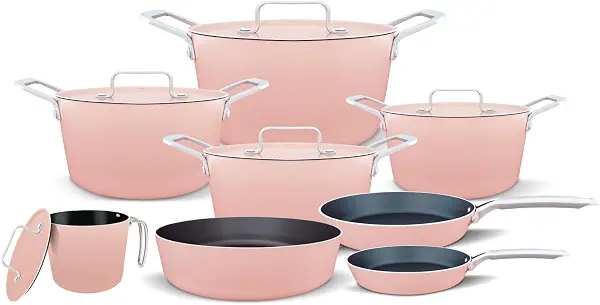 سعر ومواصفات Trueval Diamond 15-Piece Non-Stick Cookware Set – Pots 18cm/20cm/24cm/28cm 20& 26cm Frying Pan 26cm oven tray 16 cm milk pot 2 pcs coaster – Teflon Coating – Hollow Stainless Steel Handles – Pink (B0FNRFZXX2) على Amazon EG