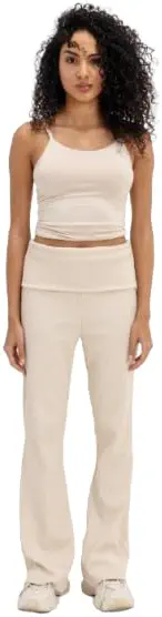 سعر ومواصفات Womens Microfiber Spaghetti Strap Top BT015-LT Modern (pack of 1) (B0DXD86MW1) على Amazon EG