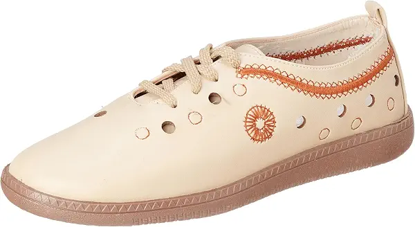 سعر ومواصفات B&W womens B&W-W007-Brown-38 Sneaker (B0DVCBBP73) على Amazon EG