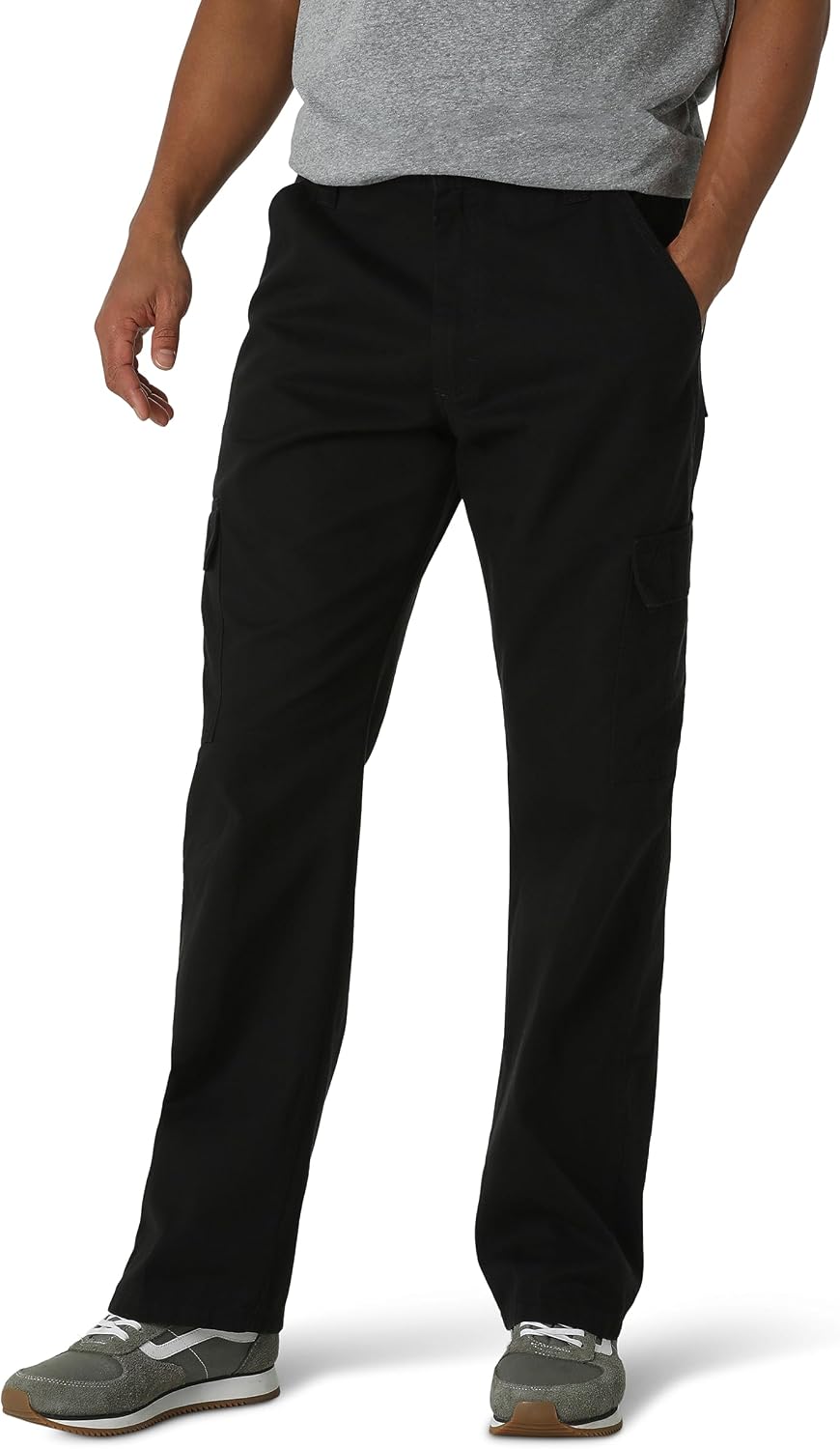سعر ومواصفات Wrangler Authentics Men's Twill Relaxed Fit Cargo Pant, Black Twill, 40W x 30L (B00XKYPQ84) على Amazon EG
