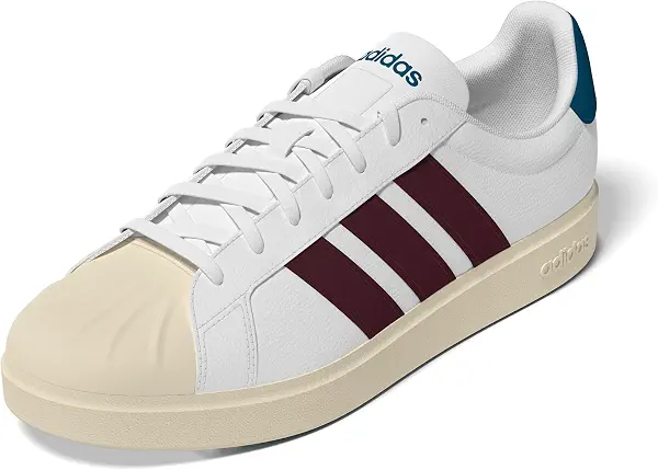 سعر ومواصفات اديداس حذاء رياضي ستريت توك للرجال من اديداس (B0GDH3HQYP) على Amazon EG