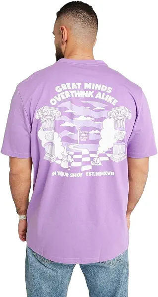 سعر ومواصفات ان يور شوز تي شيرت بقصة عادية للجنسين بعبارة Great Minds Overthink من ان يور شو (B0CXJND8BT) على Amazon EG