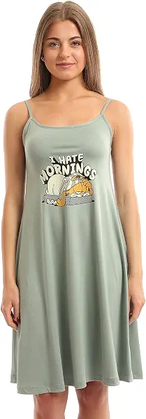 سعر ومواصفات اندورا قميص نوم باكمام رفيعة مطبوع عليه عبارة "I Hate Mornings" - اخضر داكن، مقاس M (B0H5CQ69LH) على Amazon EG
