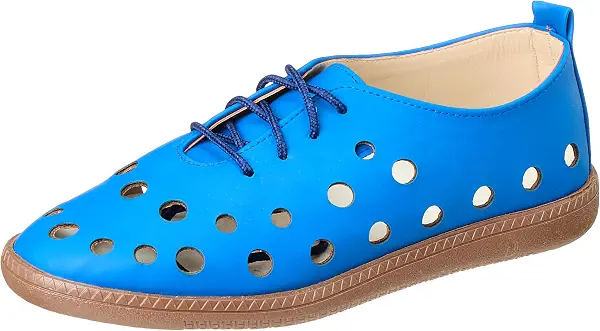 سعر ومواصفات بي اند دبليو B&W womens B&W-W001-Blue-38 Sneaker (B0DVCCDRW9) على Amazon EG