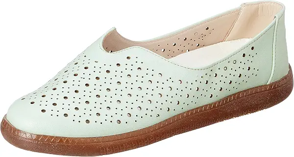سعر ومواصفات بي اند دبليو B&W womens B&W-W001-Green-38 Sneaker (B0DVC9P36W) على Amazon EG