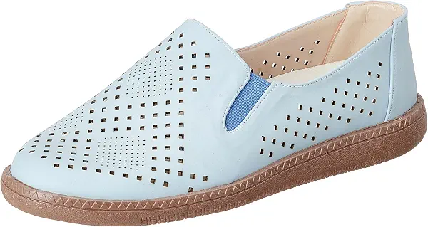 سعر ومواصفات بي اند دبليو B&W womens B&W-W001-Light Blue-38 Sneaker (B0DVCBKW96) على Amazon EG