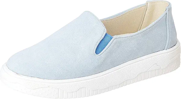 سعر ومواصفات بي اند دبليو B&W womens B&W-W001-Light Blue-38 Sneaker (B0DVCBWJSN) على Amazon EG