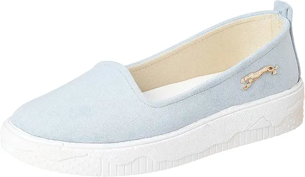 سعر ومواصفات بي اند دبليو B&W womens B&W-W001-Light Blue-38 Sneaker (B0DVCC5K91) على Amazon EG