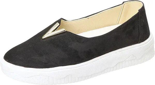 سعر ومواصفات بي اند دبليو B&W womens B&W-W012-Black-37 Sneaker (B0DVC9BL73) على Amazon EG