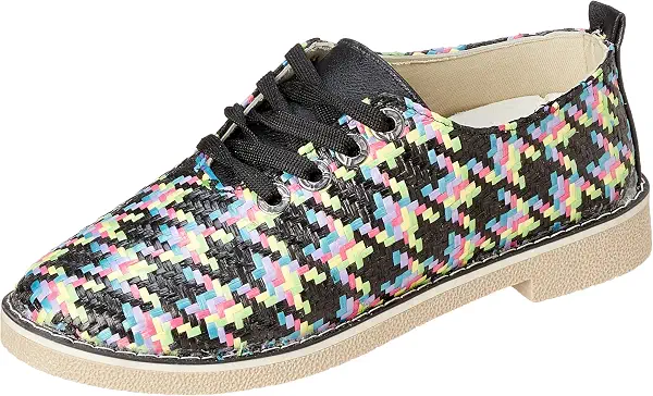 سعر ومواصفات بي اند دبليو B&W womens B&W-W012-Black-37 Sneaker (B0DVC9QXLZ) على Amazon EG