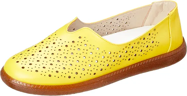 سعر ومواصفات بي اند دبليو B&W womens B&W-W016-Yellow-38 Sneaker (B0DVC9XVJ5) على Amazon EG