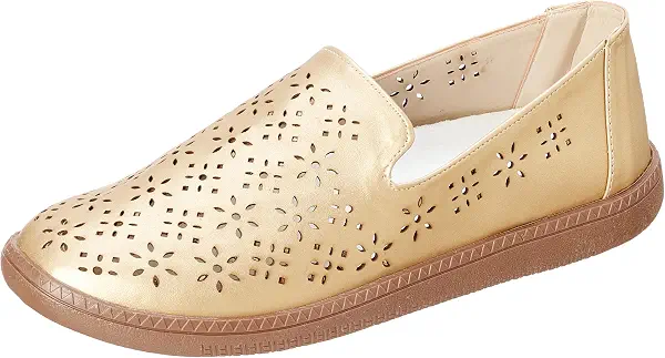 سعر ومواصفات بي اند دبليو B&W womens B&W-W019-Gold-38 Sneaker (B0DVCBX1RR) على Amazon EG