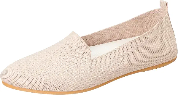 سعر ومواصفات بي اند دبليو B&W womens B&W-W029-Beige-39 Ballet Flat (B0FM7XT5YL) على Amazon EG