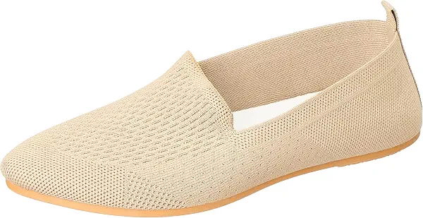 سعر ومواصفات بي اند دبليو B&W womens B&W-W029-Beige-39 Ballet Flat (B0FM8KV2NG) على Amazon EG
