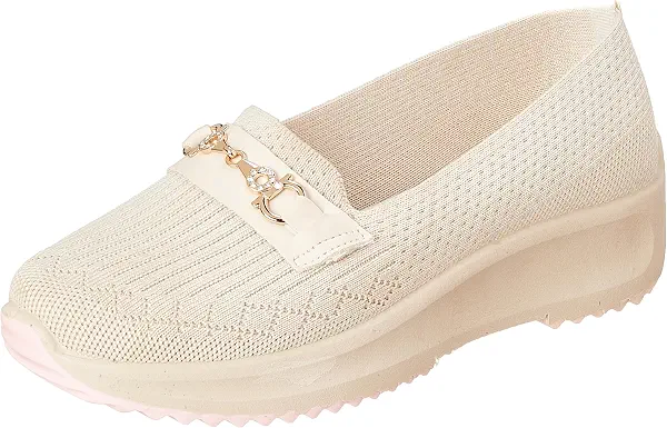 سعر ومواصفات بي اند دبليو B&W womens B&W-W039-Offwhite-37 Ballet Flat (B0FM8HPJ6H) على Amazon EG