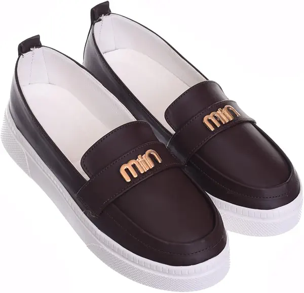 سعر ومواصفات بي اند دبليو حذاء رياضي للنساء B&W-W077- بني (B0FXXSGZ33) على Amazon EG