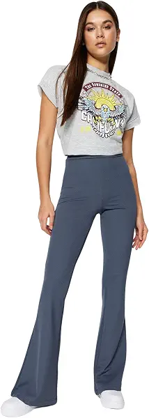 سعر ومواصفات ترينديول بنطلون TWOSS23PL00135 ضيق مضلع منسوج بخصر مرتفع ورجل واسعة للنساء، بنطلونات لجينجز (عبوة 1 قطعة) من ترنديول (B0BTPL2SW4) على Amazon EG