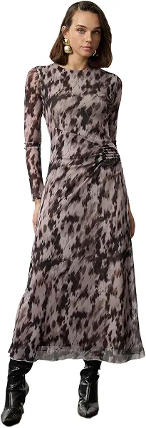 سعر ومواصفات ترينديول فستان ماكسي منسوج بتصميم منسدل طراز TWOAW25EL00408 من ترينديول، لون بني (B0DWLH31PM) على Amazon EG