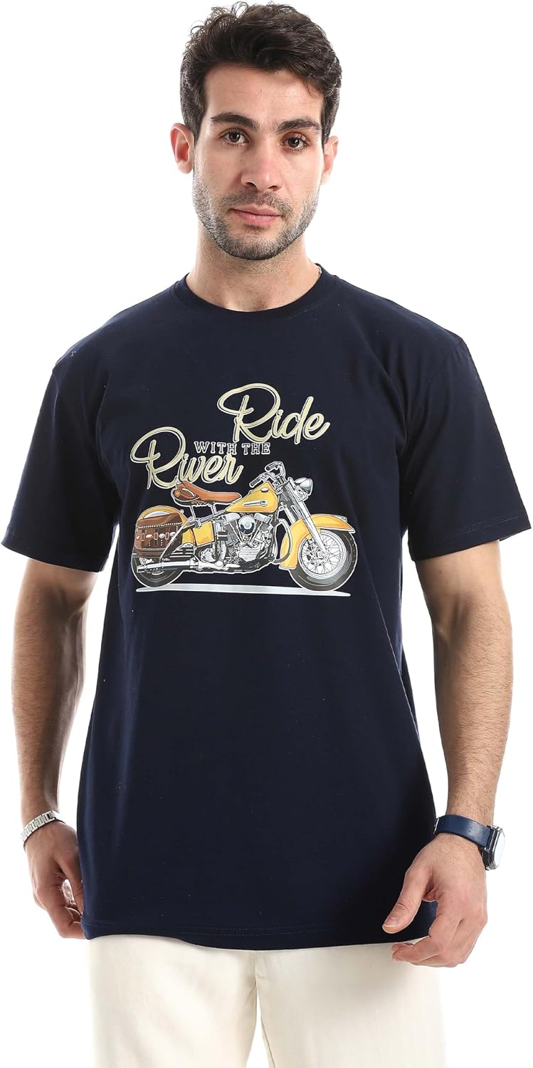 سعر ومواصفات Red Circle تيشرت سهل الارتداء مطبوع عليه عبارة "Ride with the River" للرجال من ريد سيركل - تيشرت برقبة دائرية مطبوع بلون ازرق كحلي (دراجة نارية) (B0GHP9LBFQ) على Amazon EG