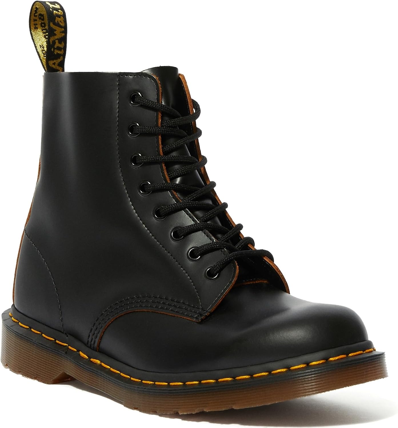 سعر ومواصفات حذاء Dr. Martens نسائي باسكال (B004SI1QWG) على Amazon EG