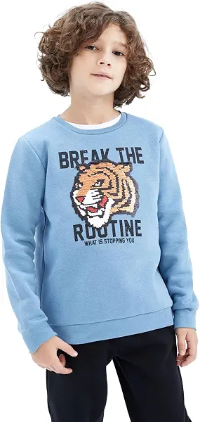 سعر ومواصفات ديفاكتو سويت شيرت مطبوع عليه عبارة Break the Routine بأكمام طويلة للأولاد من ديفاكتو (B0BJQ3TT16) على Amazon EG