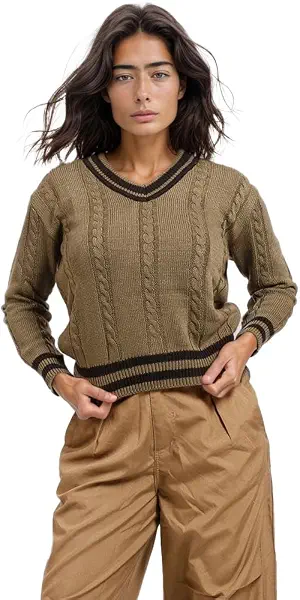 سعر ومواصفات رافين Ravin Womens V-NECK CABLE KNIT SWEATER - OLIVE GREEN Women Pullover (B0DV92C84K) على Amazon EG