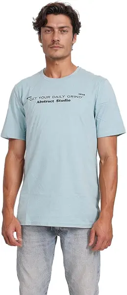 سعر ومواصفات رافين Ravin Mens Abstract Typography T-Shirt Modern (pack of 1) (B0DXPZVYL6) على Amazon EG