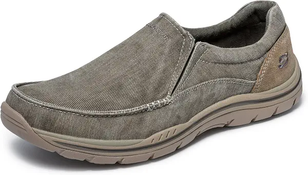 سعر ومواصفات سكيتشرز كالي وومنز حذاء رجالي من Skechers Expected - Avillo بمقاس مريح بدون رباط (B00P6LH8CQ) على Amazon EG