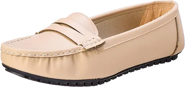 سعر ومواصفات سواي حذاء من الجلد الصناعي للنساء من سواي، موديل 6021 (B0C26WHX9V) على Amazon EG