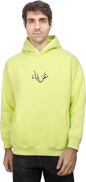 سعر ومواصفات سويت شيرت مطبوع بكلمة «غرباء» للرجال من فاير وود (B0DSJJ5LM6) على Amazon EG