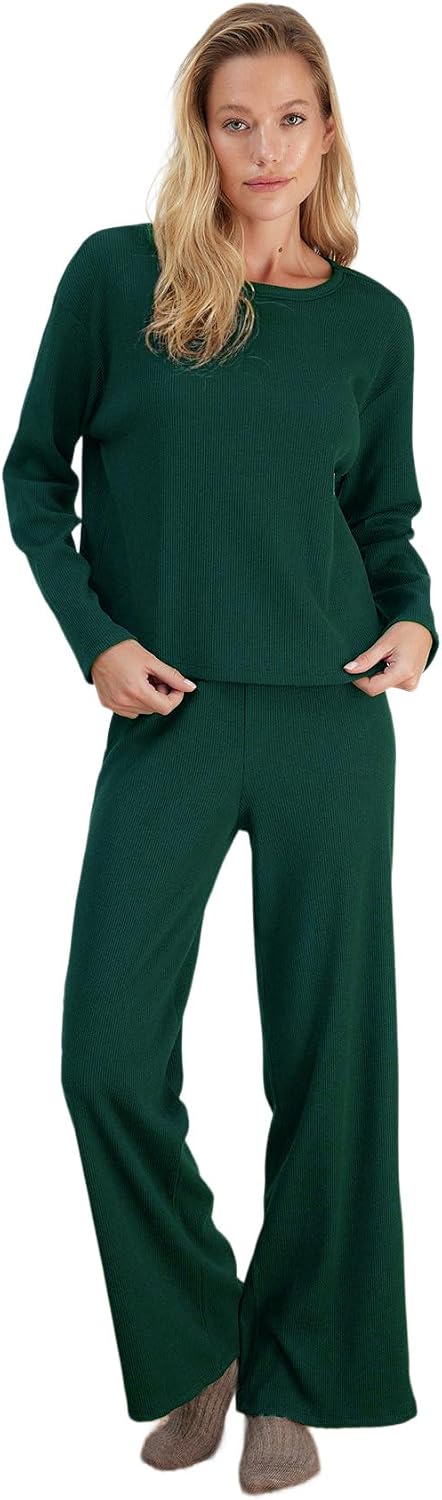 سعر ومواصفات طقم بيجامة جمبسوت حريمي من ترنديول عبوة من 1 قطعة (B0FR9WJ91X) على Amazon EG