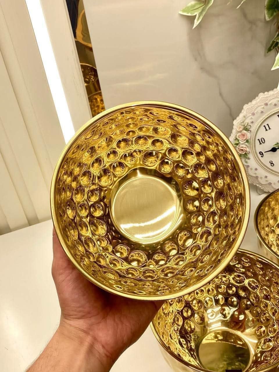 سعر ومواصفات طقم خلاط قائم احترافي (3 قطع) - اوعية خلط وعجن شديدة التحمل - تصميم خارجي نحاسي انيق A6012 (B0H6MPNX5R) على Amazon EG