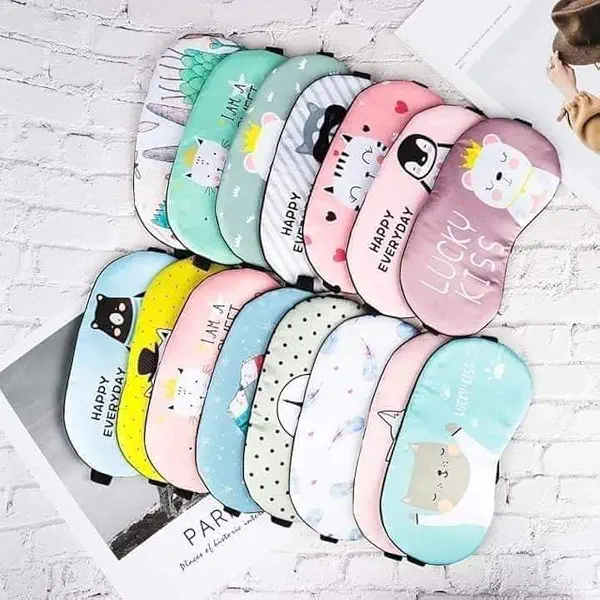 سعر ومواصفات قناع عين مع شنطة جل (متعدد الالوان) (B0CZ9LCQS8) على Amazon EG