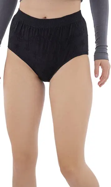 سعر ومواصفات كارينا CARINA Womens Cotton High Waist Elastic Trim Briefs (pack of 1) (B08WJN3ZTC) على Amazon EG