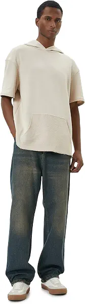 سعر ومواصفات كوتون KOTON mens Kangaroo Pocket Detail Loose Fit Short Sleeve Hooded Tshirt (B0D33TCWN9) على Amazon EG
